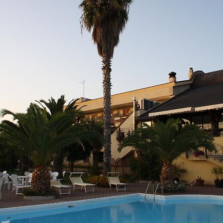 Hotel Marinella Pizzo  Exteriör bild