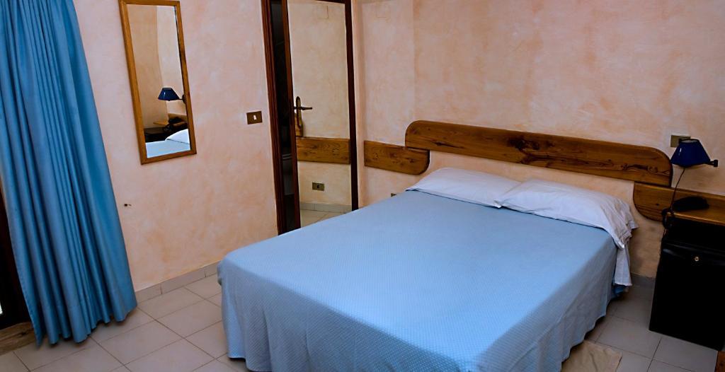 Hotel Marinella Pizzo  Exteriör bild