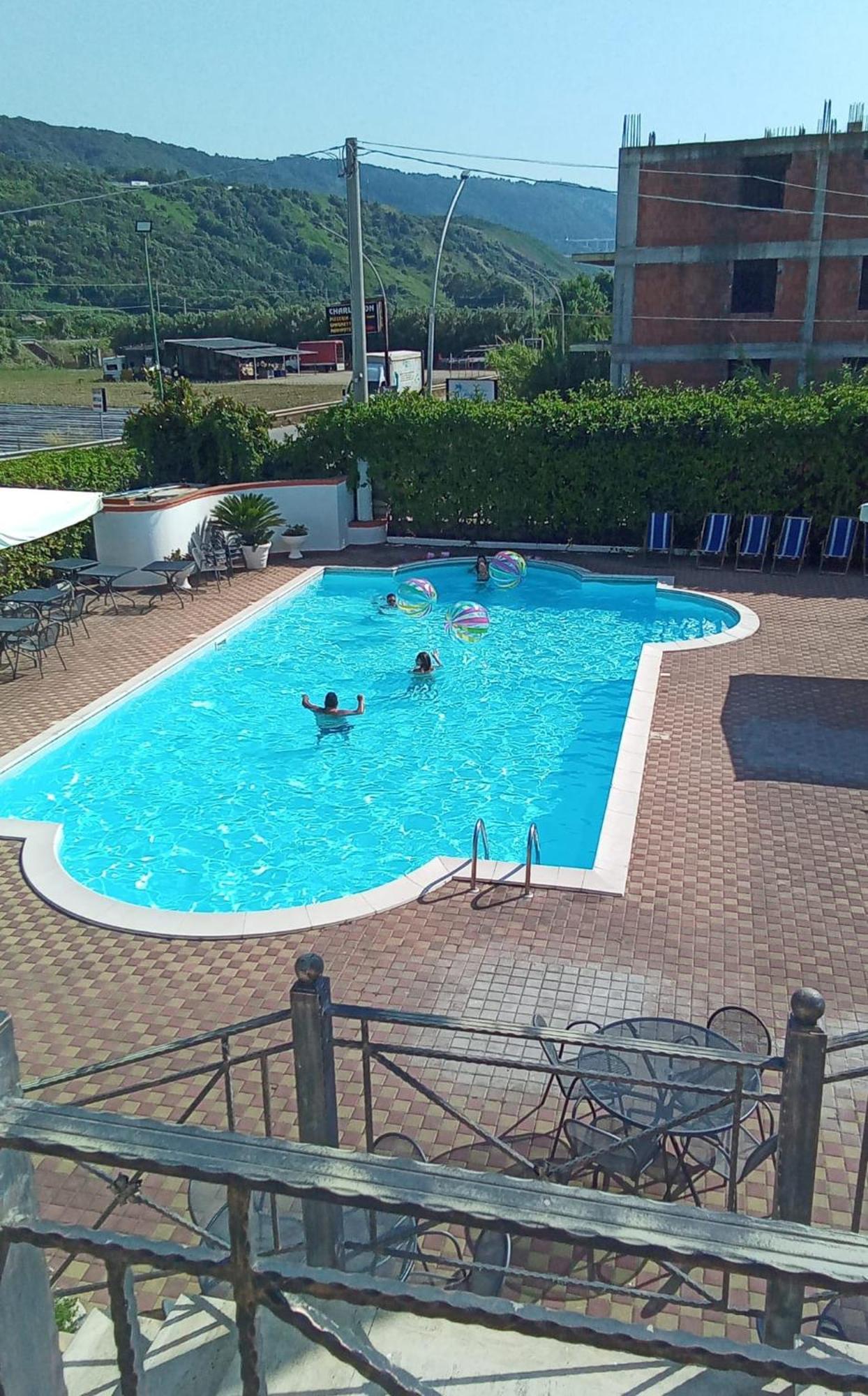 Hotel Marinella Pizzo  Exteriör bild