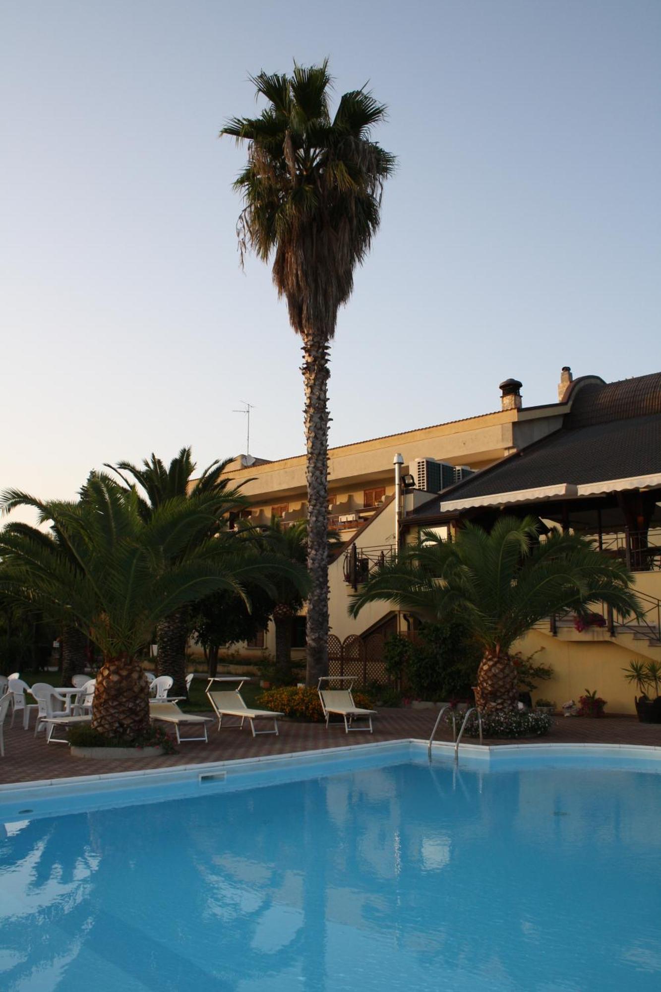 Hotel Marinella Pizzo  Exteriör bild