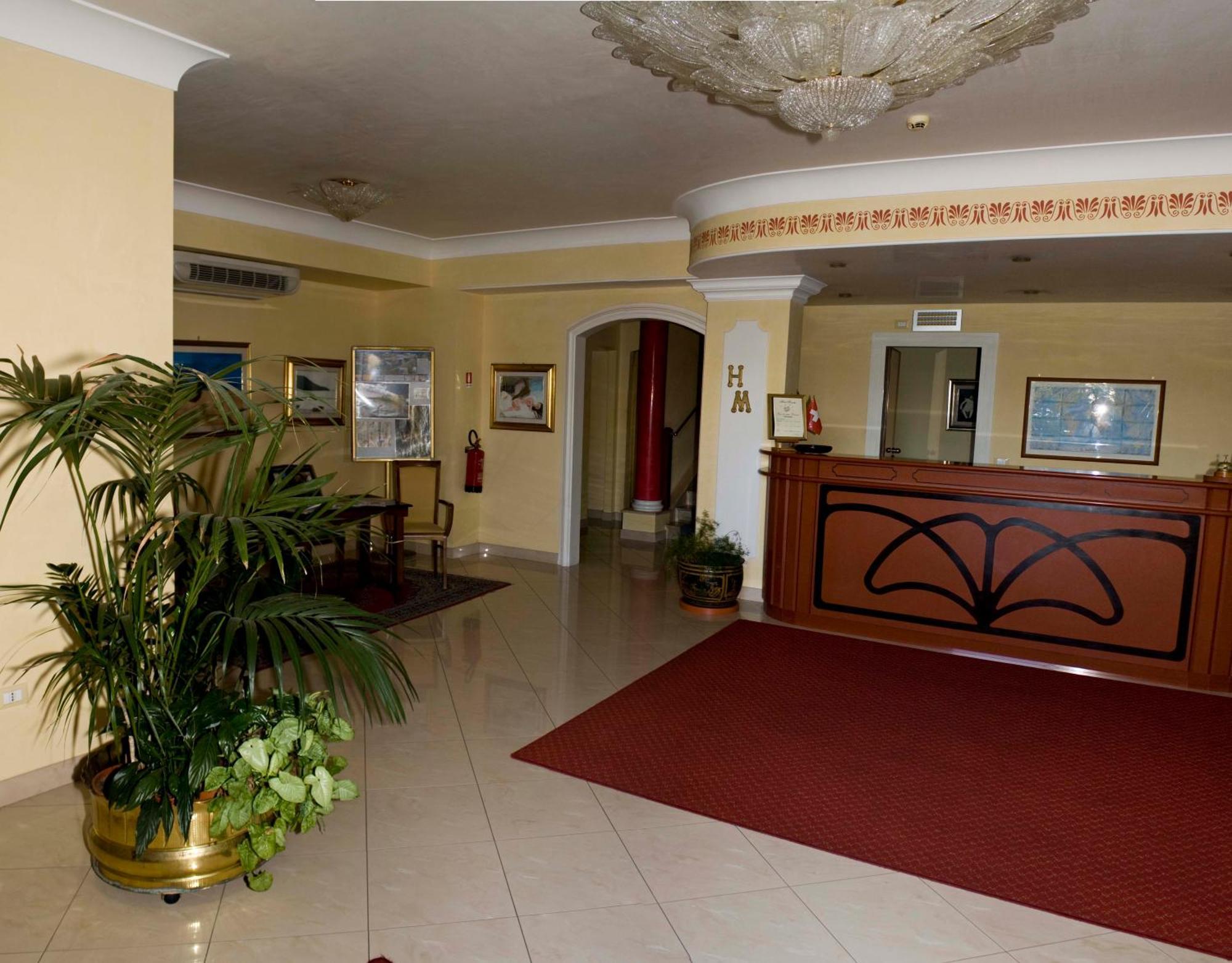 Hotel Marinella Pizzo  Exteriör bild